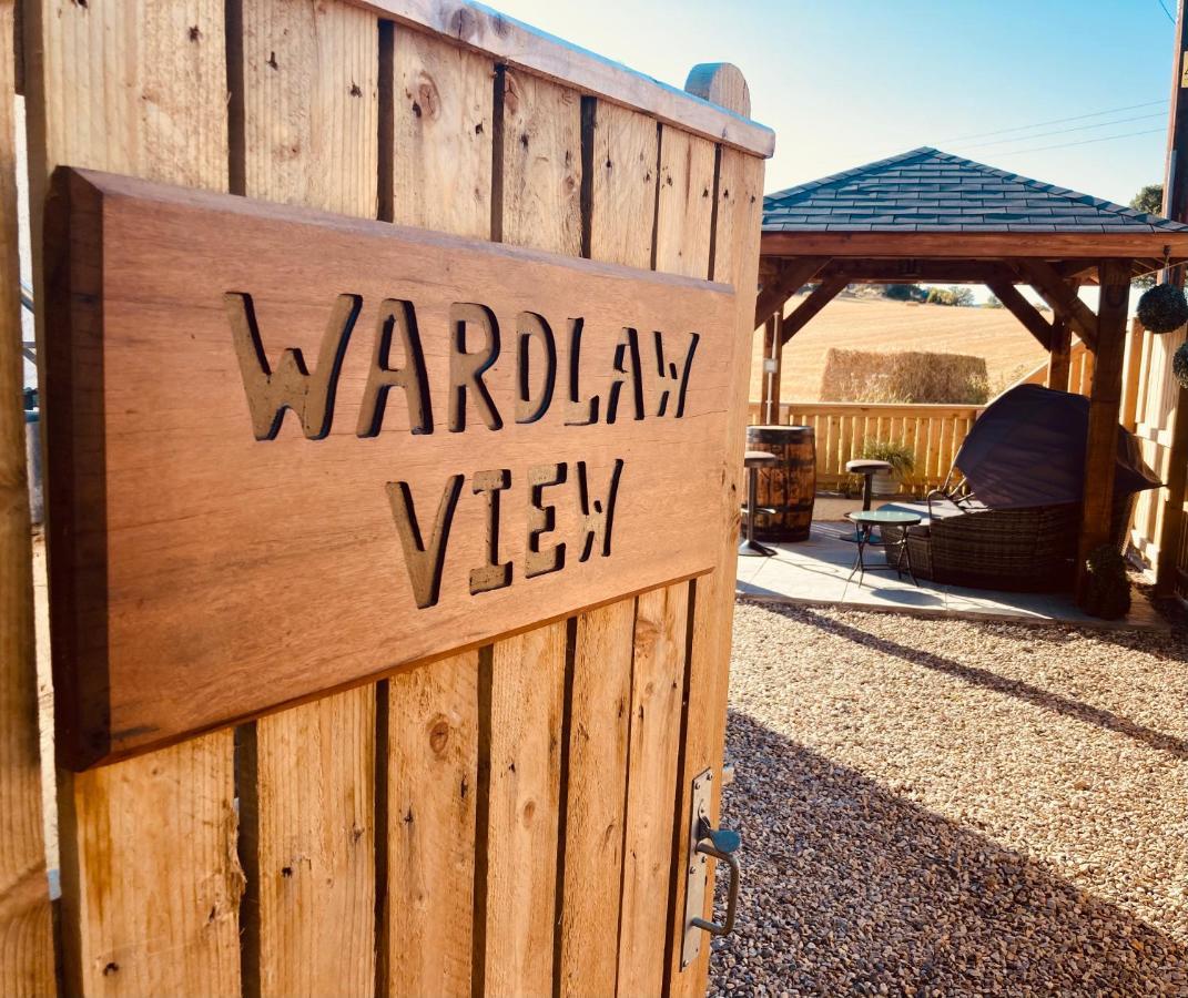 'Wardlaw View' Luxury Studio Apartment With Stunning View Kirkhill Exterior foto